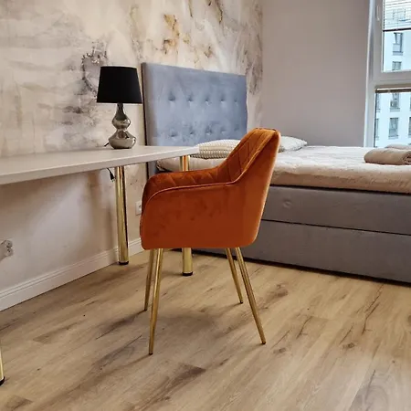 77 Flou Przystan Letnica, Parking & 800m Plaza * Gdańsk