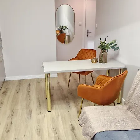 77 Flou Przystan Letnica, Parking & 800m Plaza Apartment *