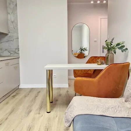77 Flou Przystan Letnica, Parking & 800m Plaza Apartment Gdansk