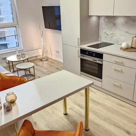 77 Flou Przystan Letnica, Parking & 800m Plaza Apartment